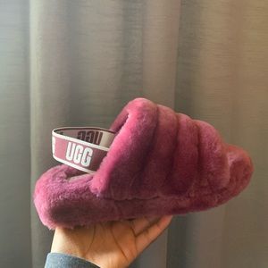 Ugg “Fluff Yeah” Slide Size 8